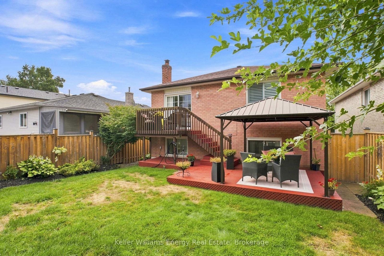 30 Alderbrook Drive • Clarington, ON photo 33