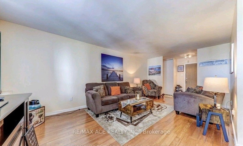 608 - 3420 Eglinton Avenue E