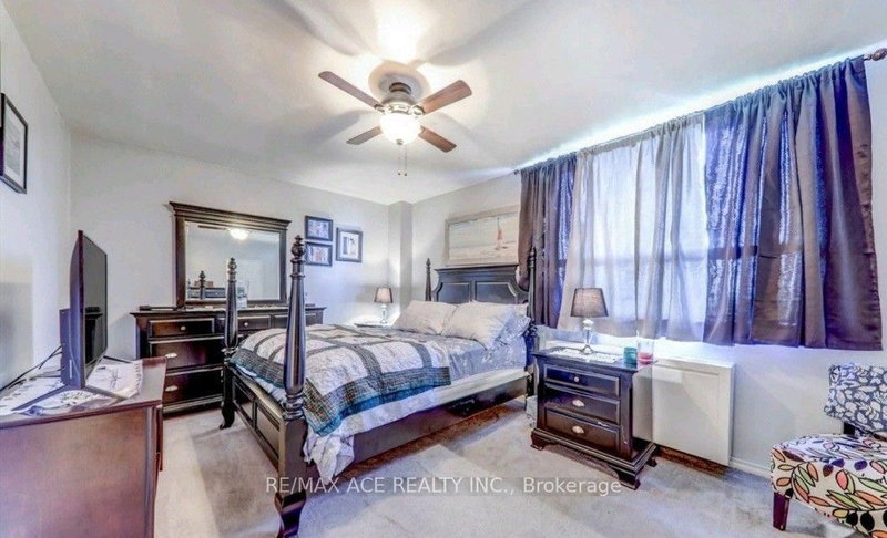 3420 Eglinton Toronto,ON M1J 2H9 — Photo 8