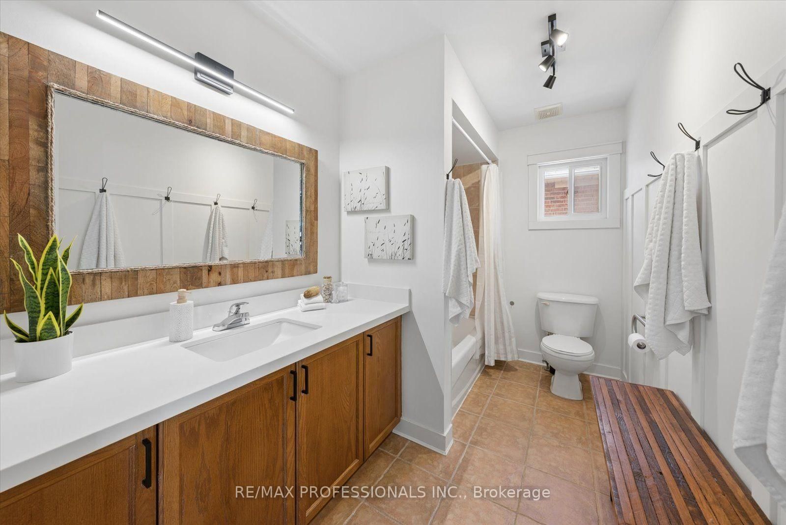 62 Blackfriar Avenue • Whitby, ON photo 30
