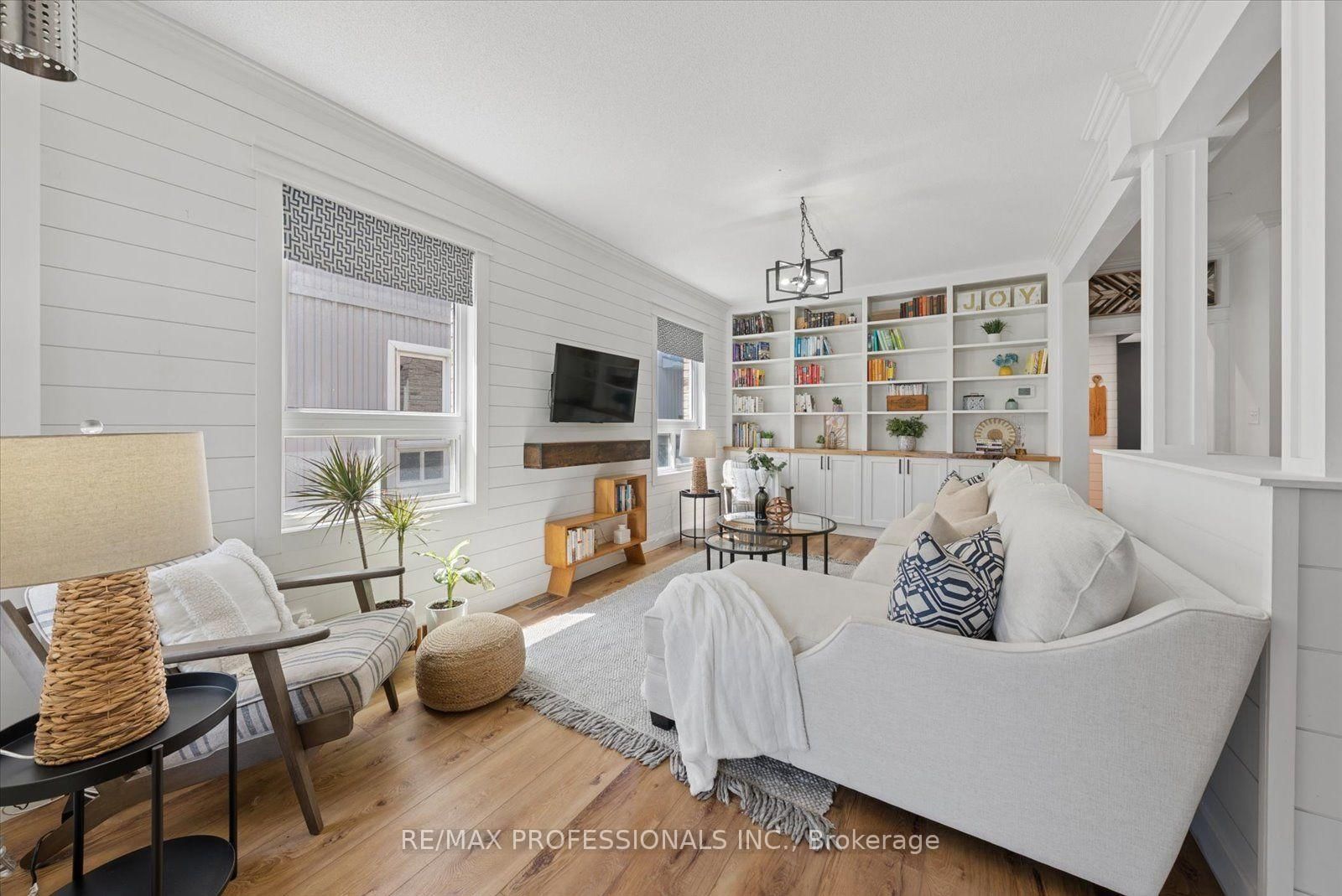 62 Blackfriar Avenue • Whitby, ON photo 8