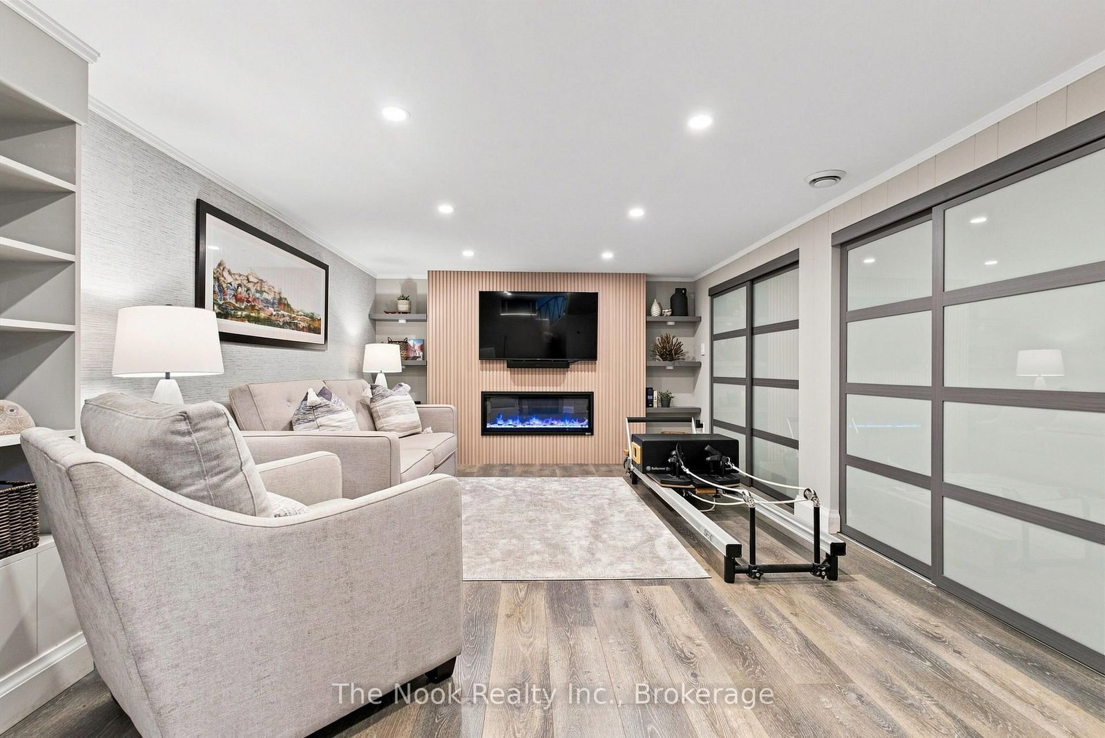 863 Masson Street • Oshawa, ON photo 29