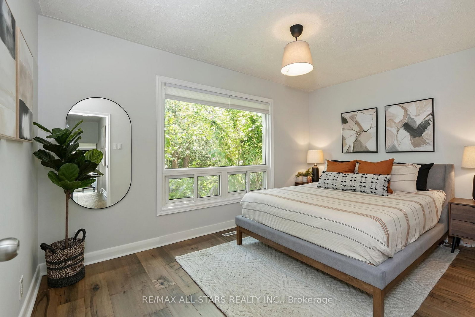 11 Penzance Drive • Toronto, ON photo 23
