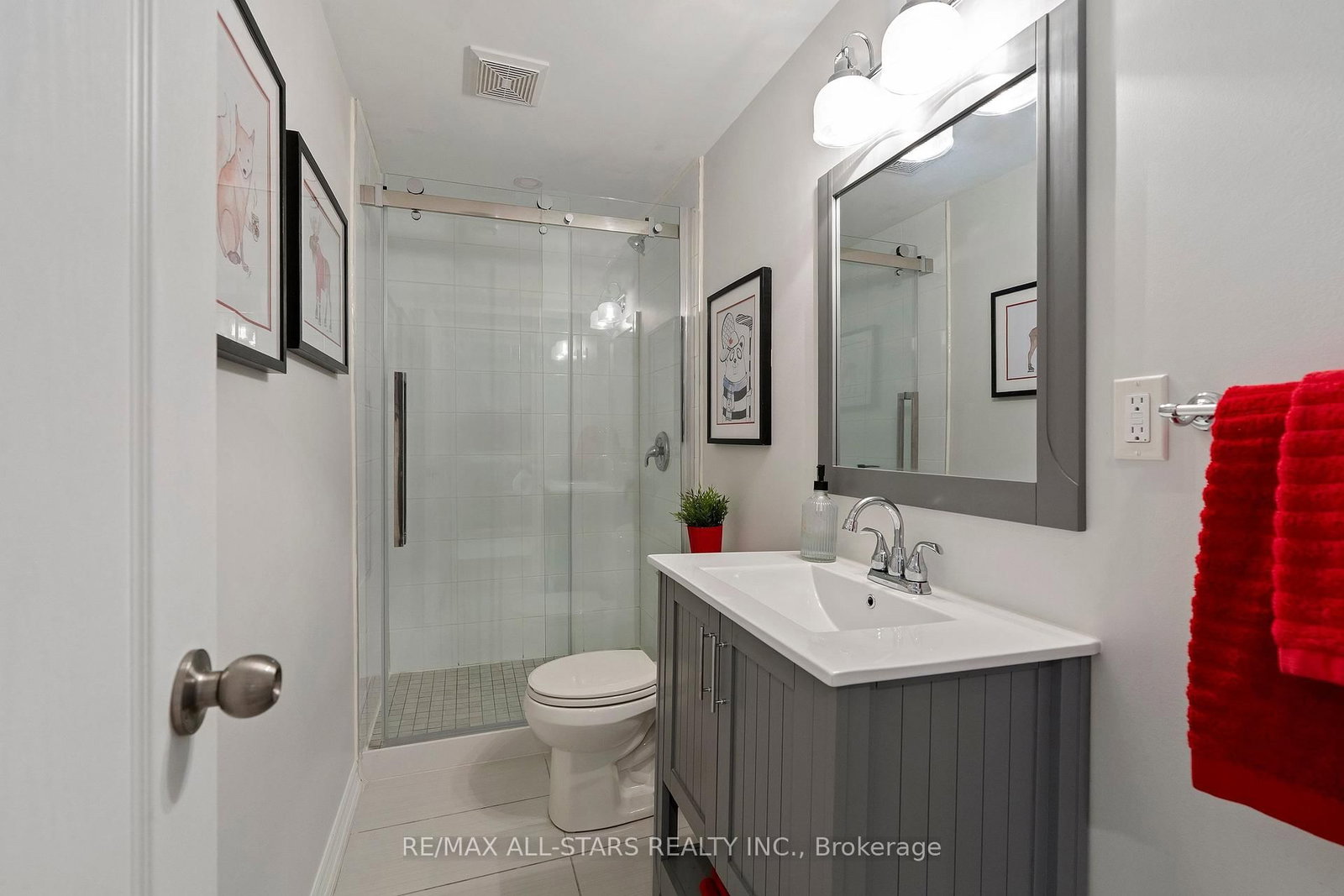 11 Penzance Drive • Toronto, ON photo 37