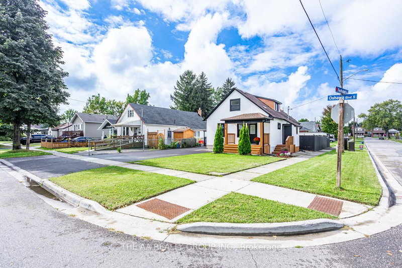 212 Oshawa Boulevard S