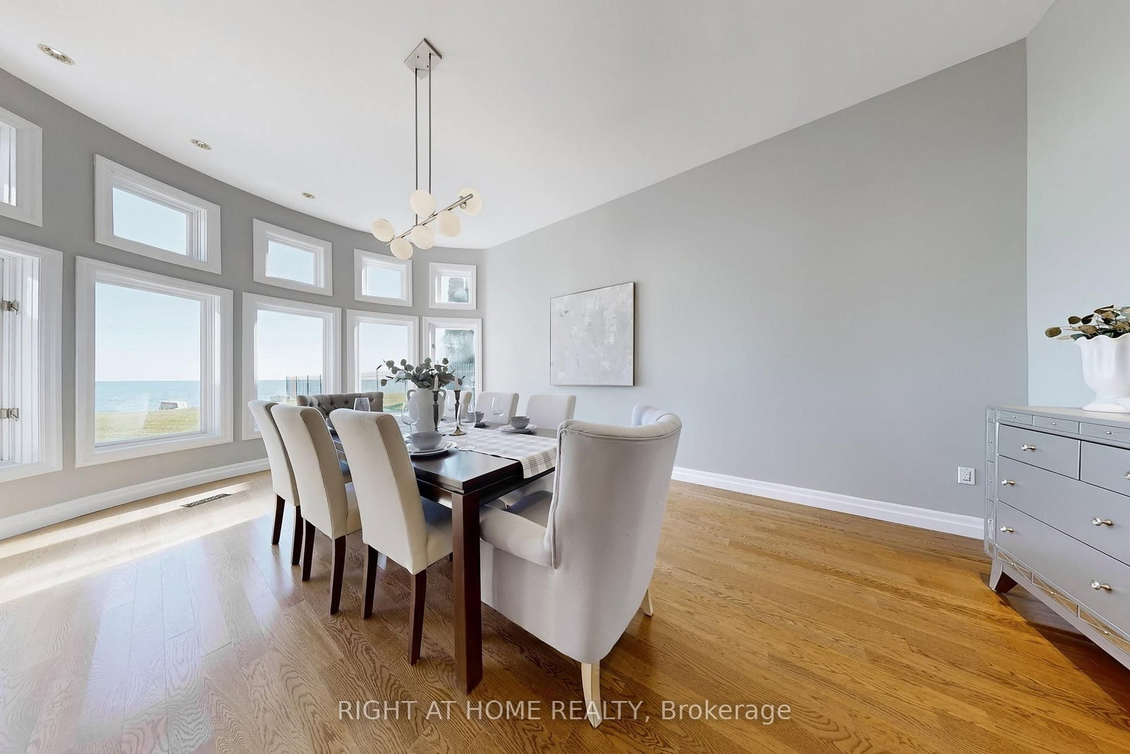 26 Ontoro Boulevard • Ajax, ON photo 17