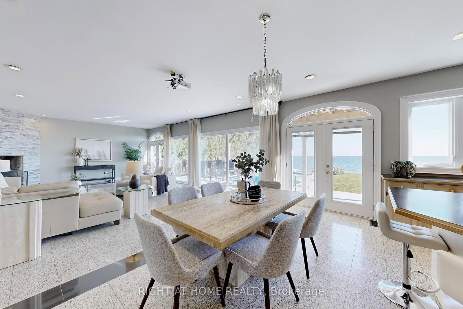 26 Ontoro Boulevard • Ajax, ON photo 23