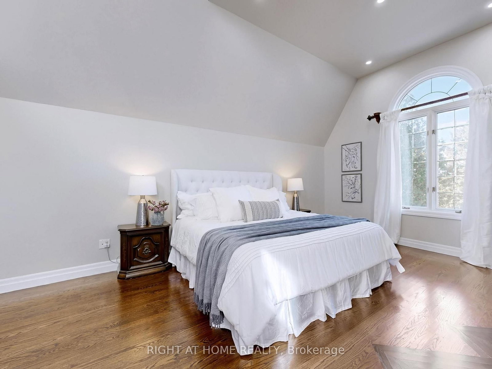 26 Ontoro Boulevard • Ajax, ON photo 35