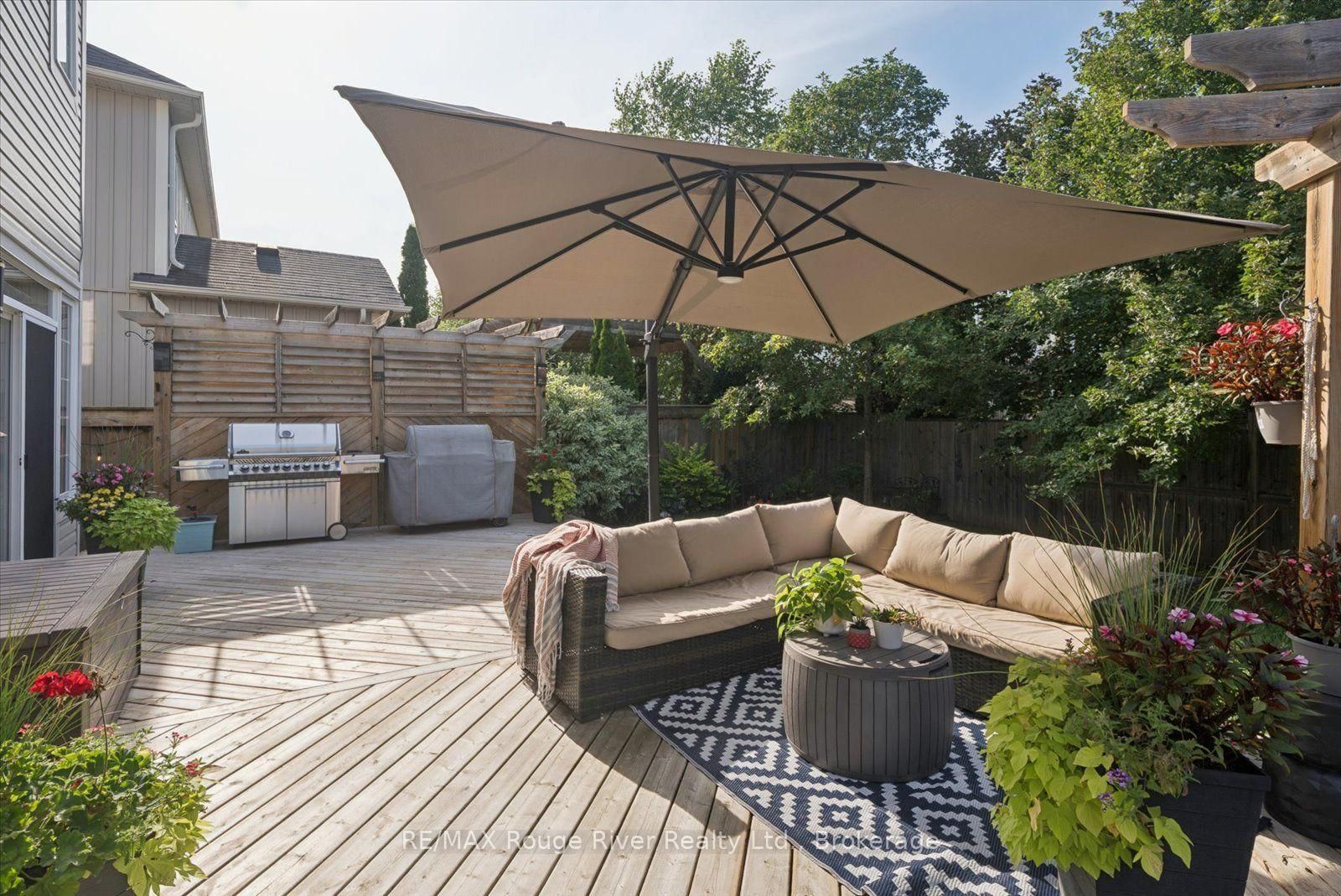 14 Chiswick Avenue • Whitby, ON photo 38