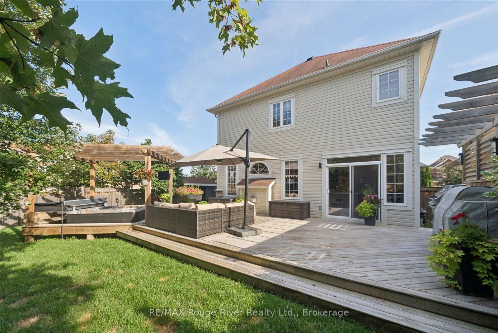 14 Chiswick Avenue • Whitby, ON photo 42