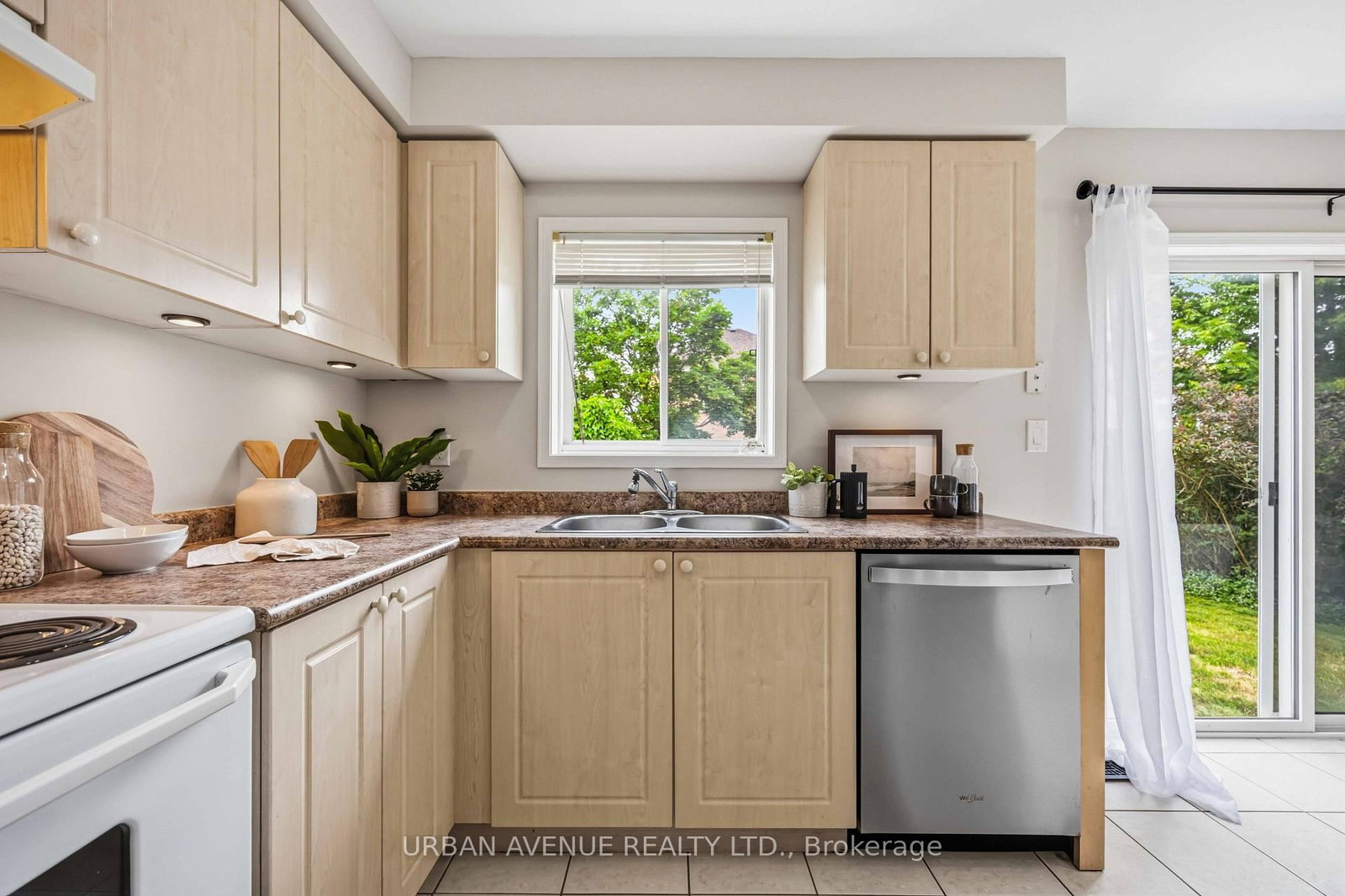 1380 Linstead Street • Oshawa, ON photo 19