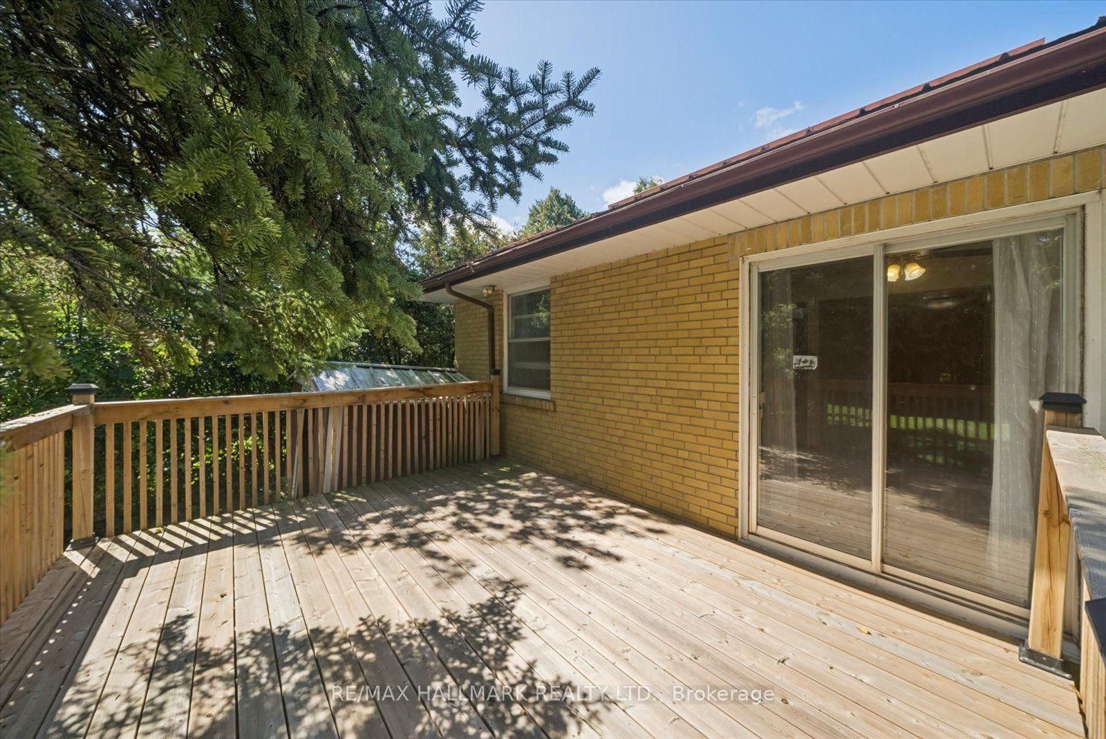51 Allister Avenue • Toronto, ON photo 36