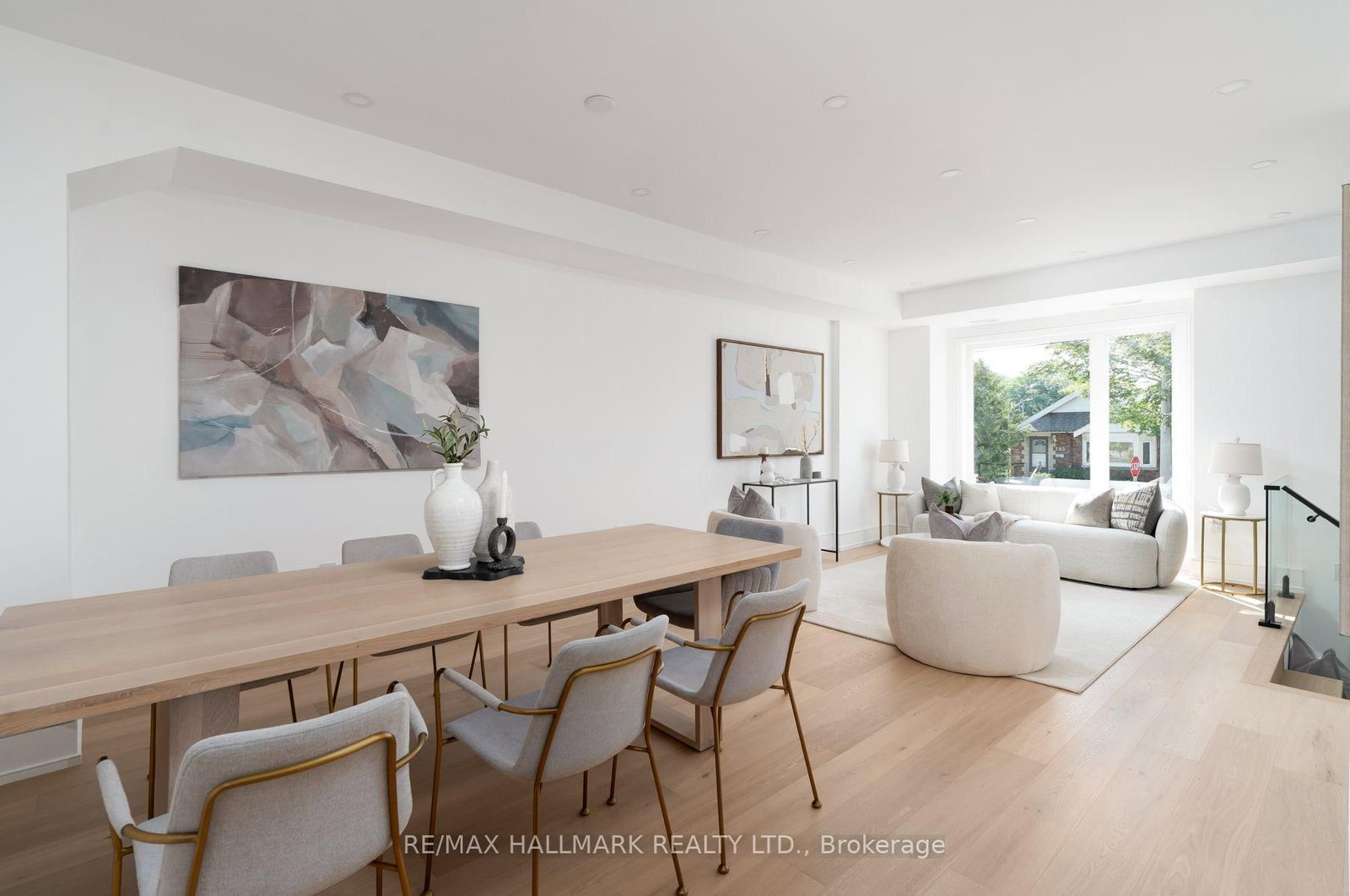 104 Yardley Avenue • Toronto, ON photo 10