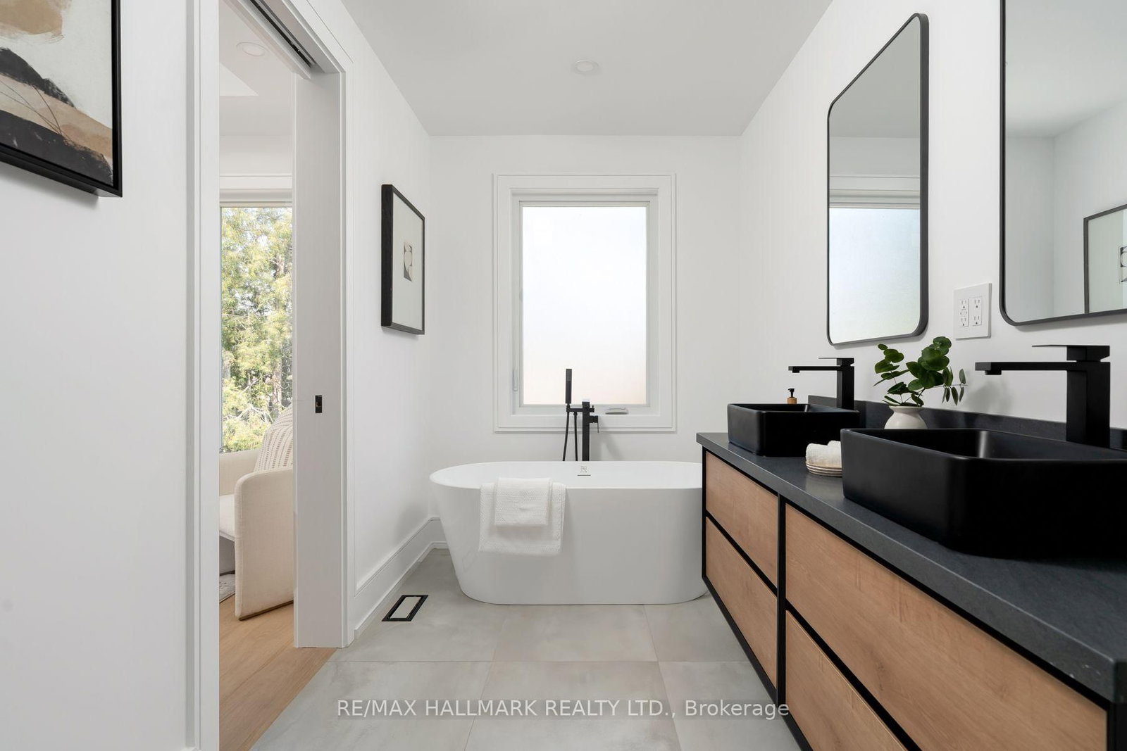 104 Yardley Avenue • Toronto, ON photo 29