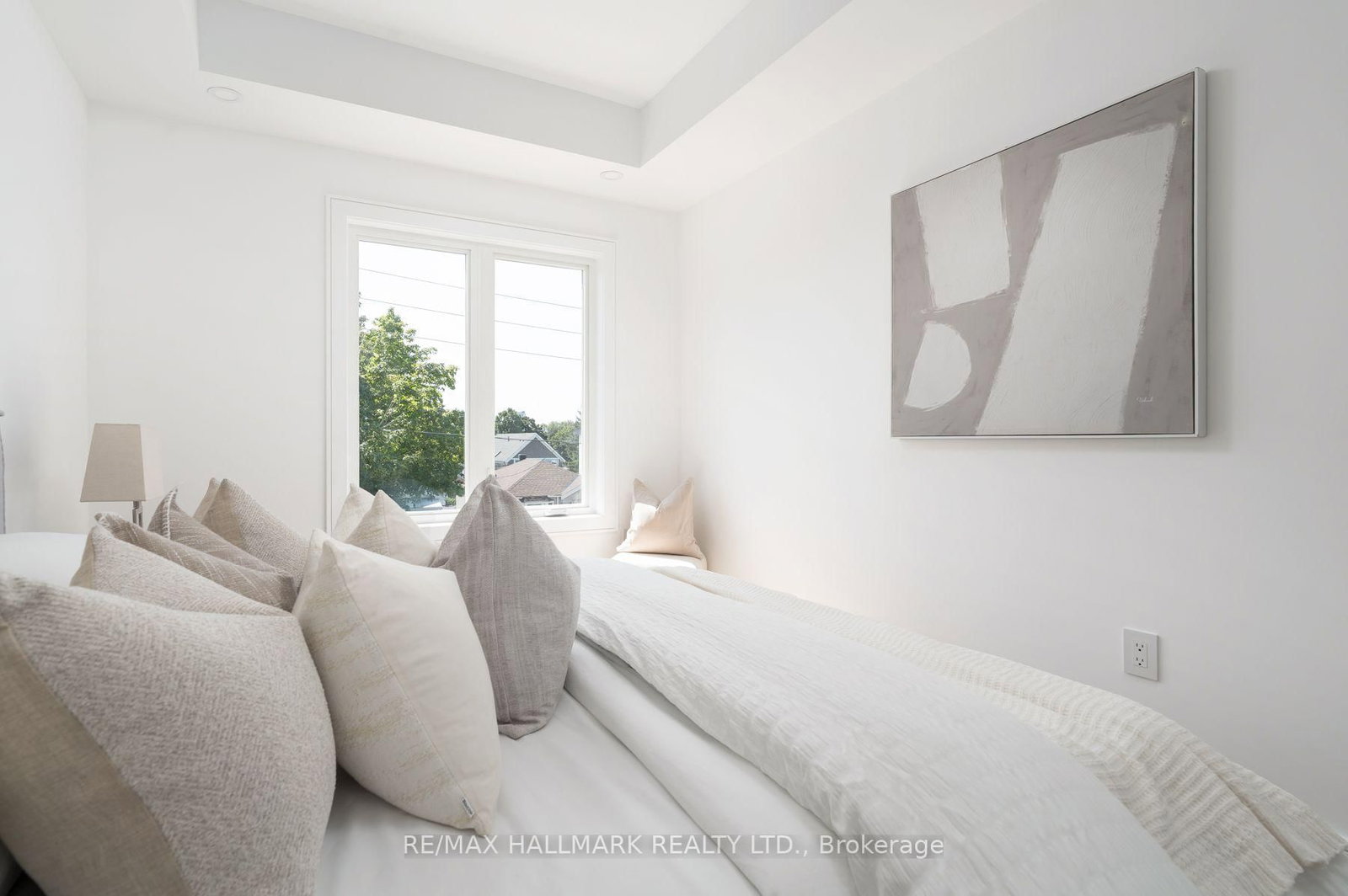 104 Yardley Avenue • Toronto, ON photo 36