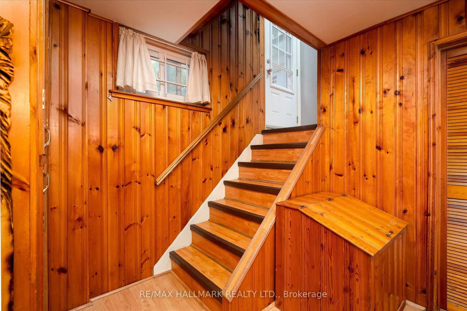 14 Fintona Avenue • Toronto, ON photo 18