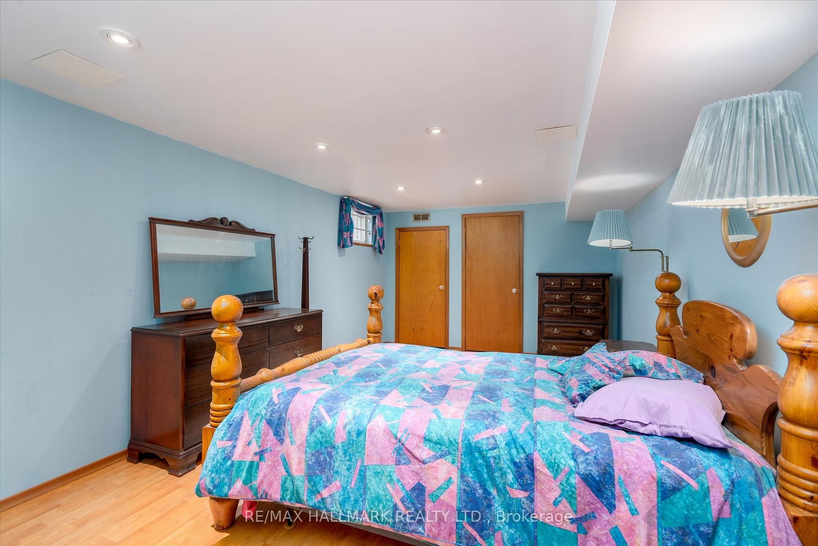 14 Fintona Avenue • Toronto, ON photo 23