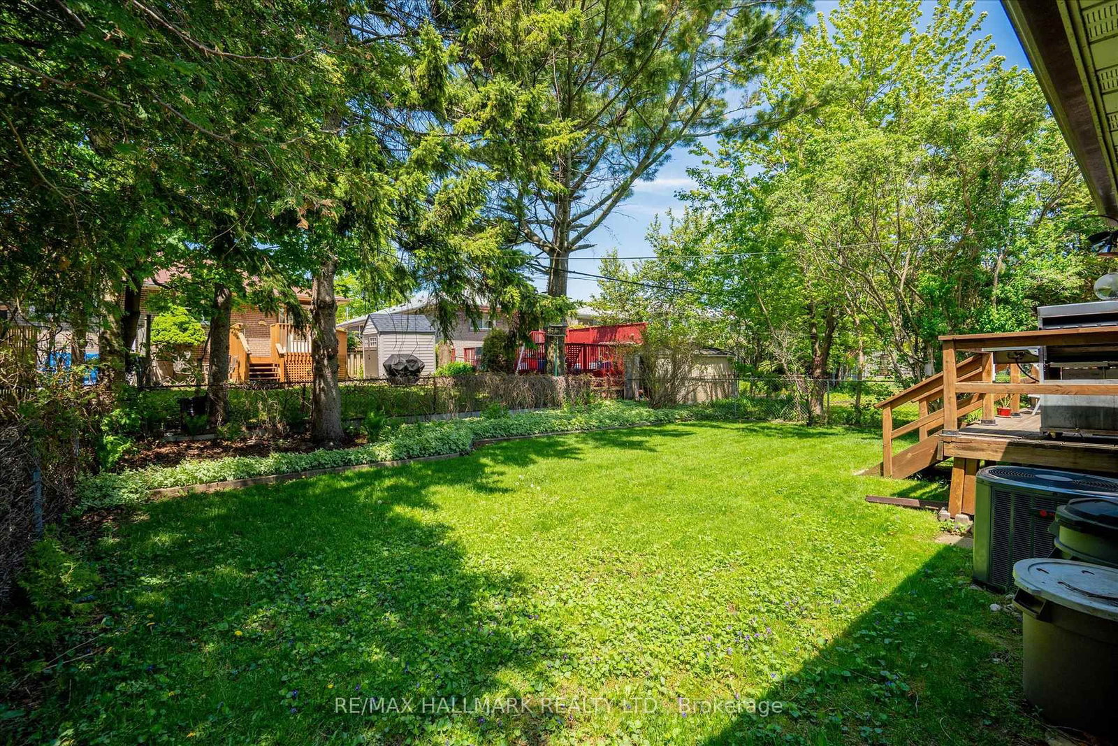14 Fintona Avenue • Toronto, ON photo 29