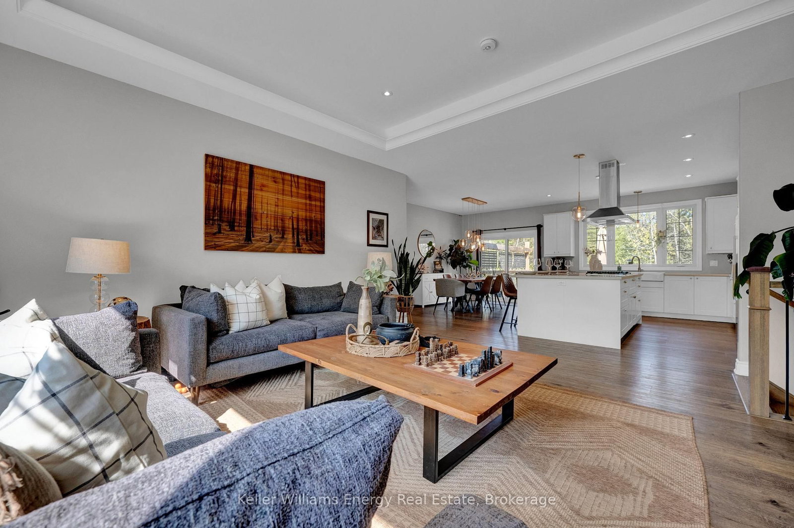 29 Waldweg Drive • Scugog, ON photo 13