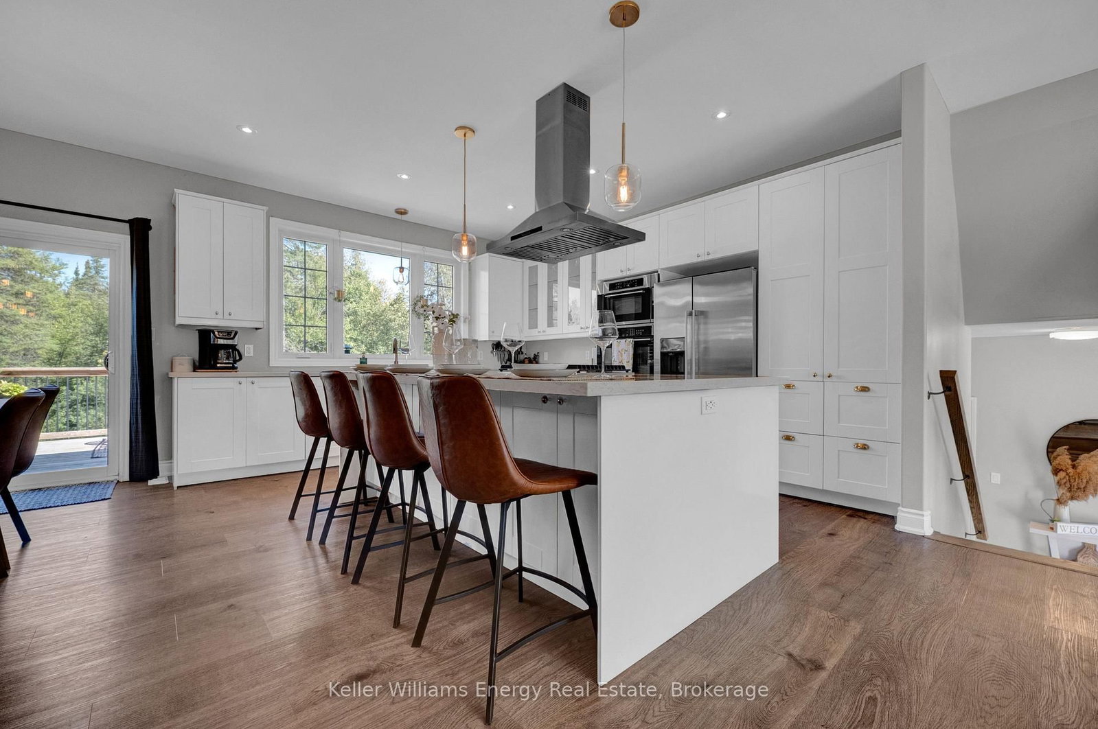 29 Waldweg Drive • Scugog, ON photo 15