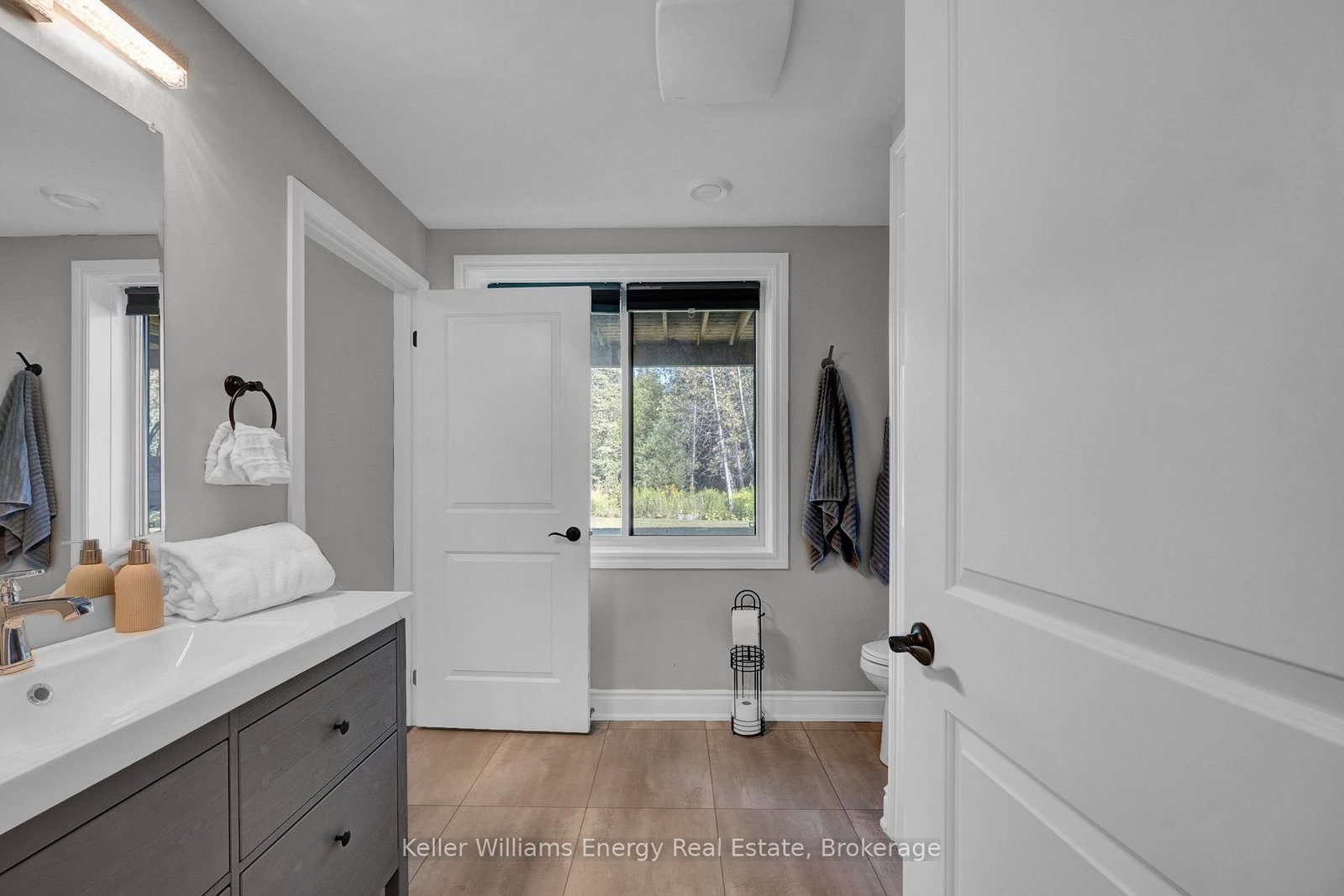 29 Waldweg Drive • Scugog, ON photo 44