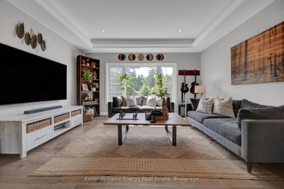 29 Waldweg Drive • Scugog, ON photo 9