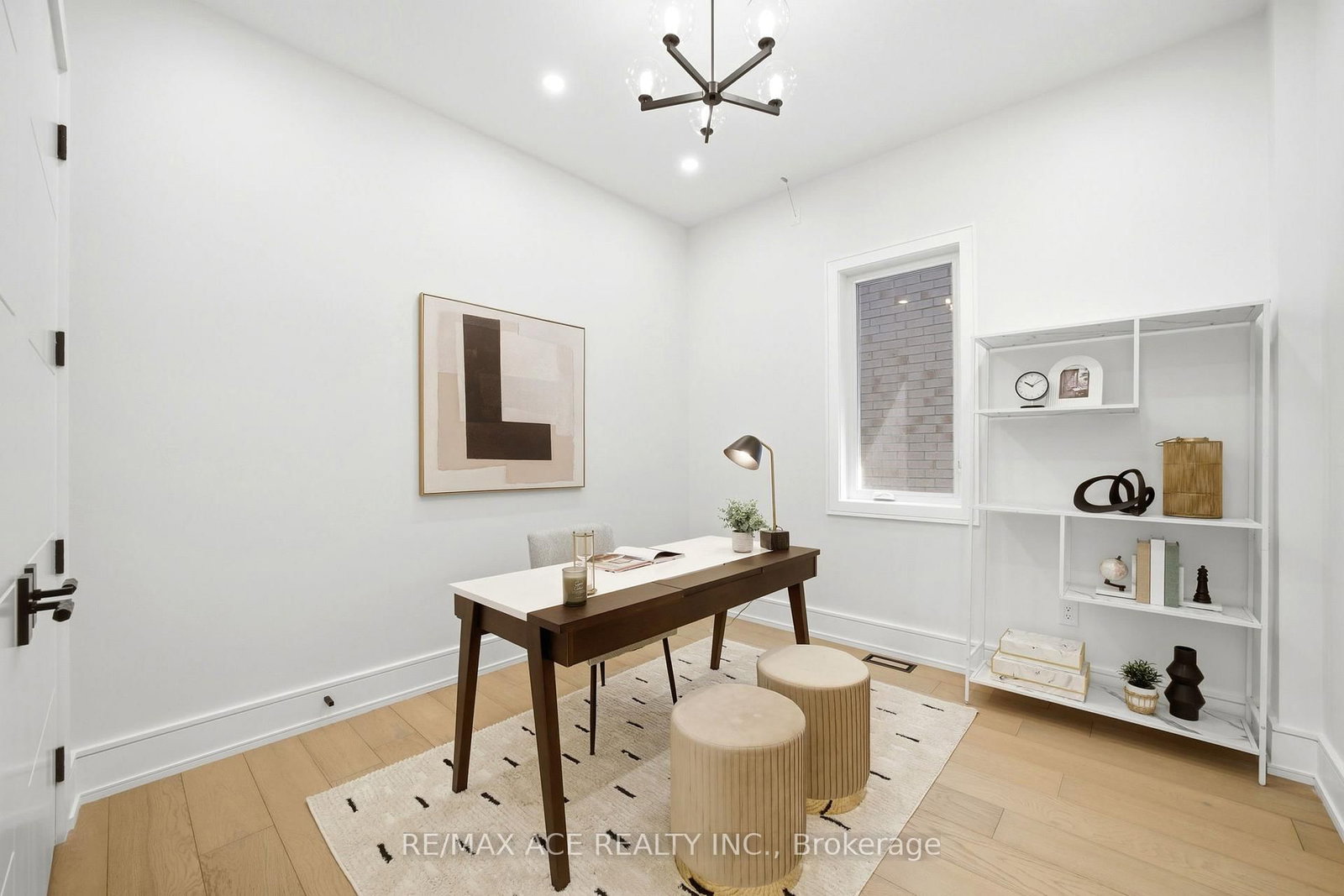 61 Harewood Avenue • Toronto, ON photo 15