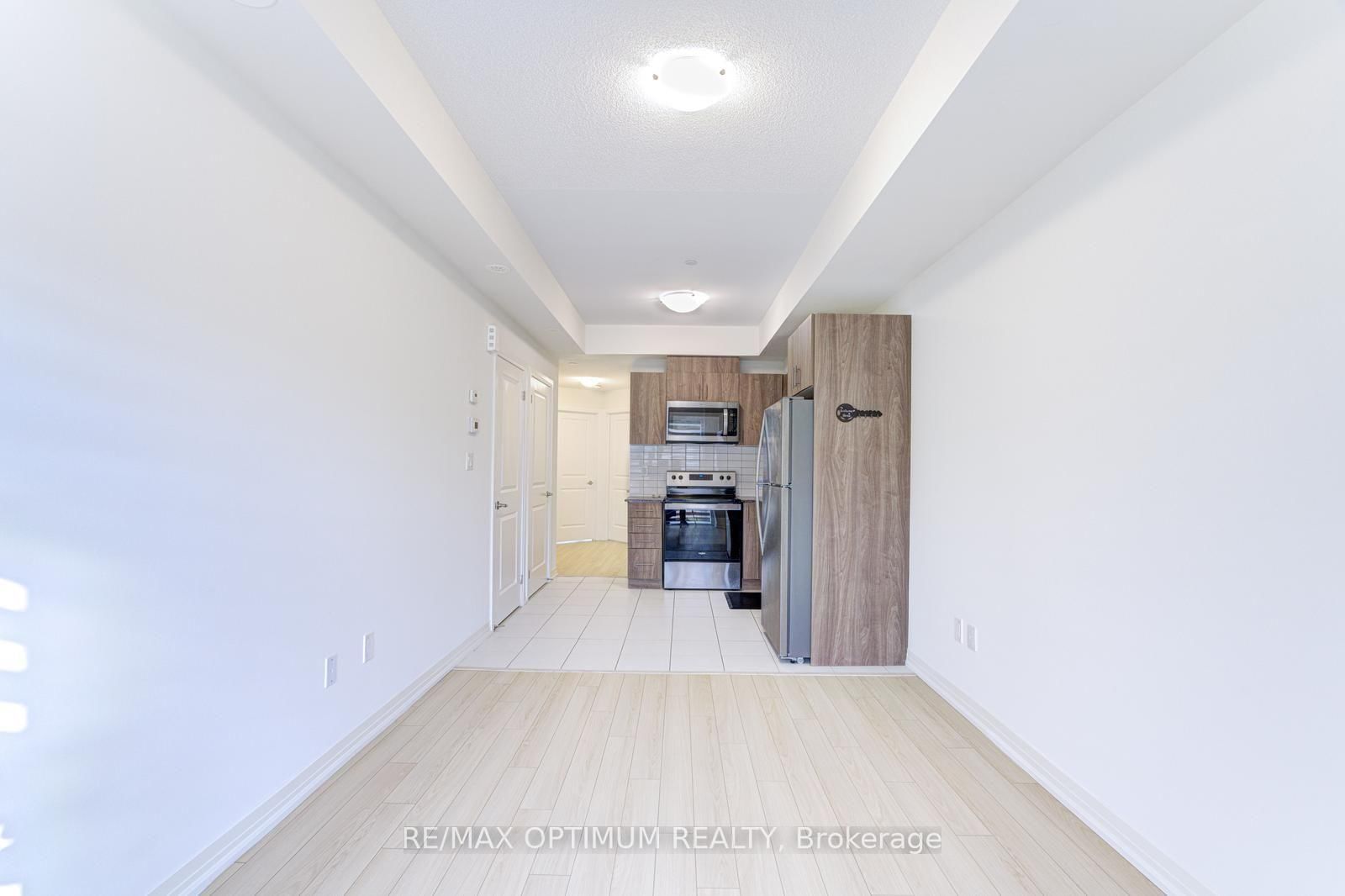 235 Mclevin Avenue • #4 • Toronto, ON photo 7