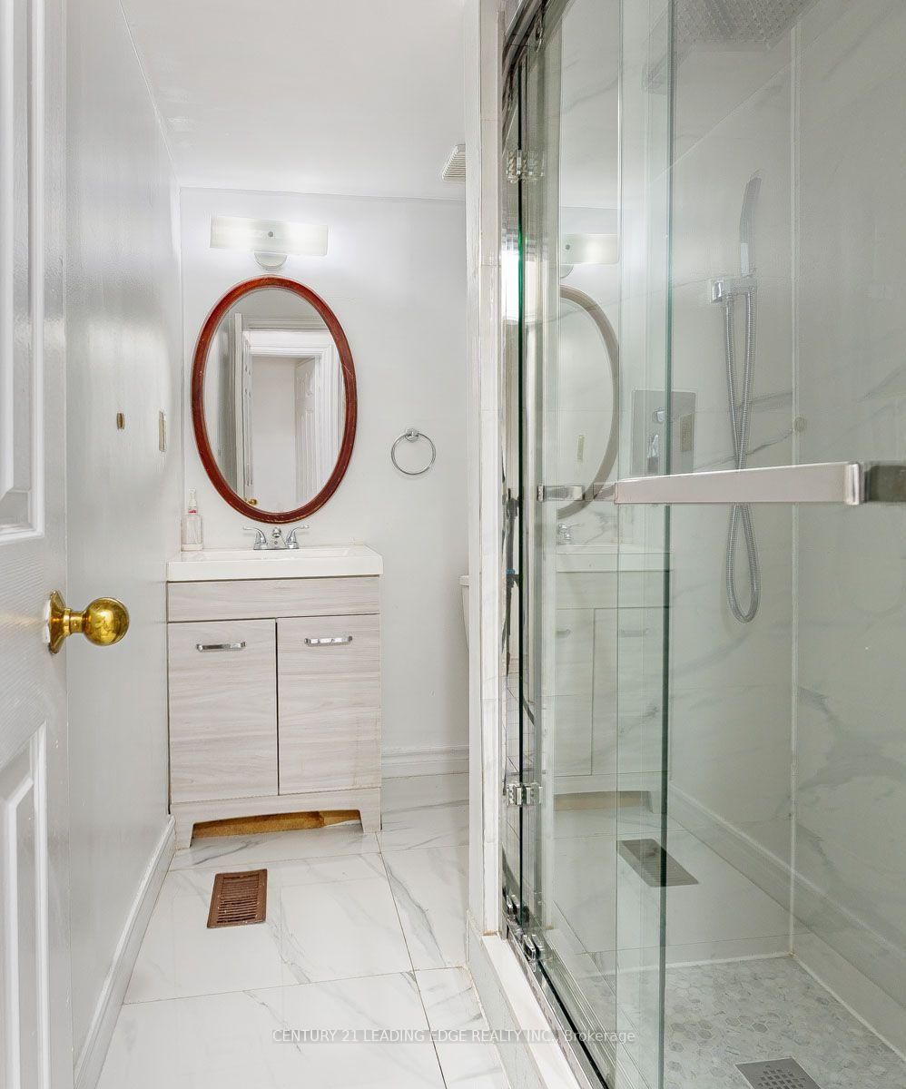3 Reidmount Avenue • #1 • Toronto, ON photo 18