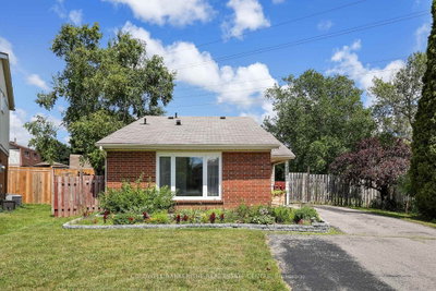 404 Burnley Court • Oshawa, ON photo 4
