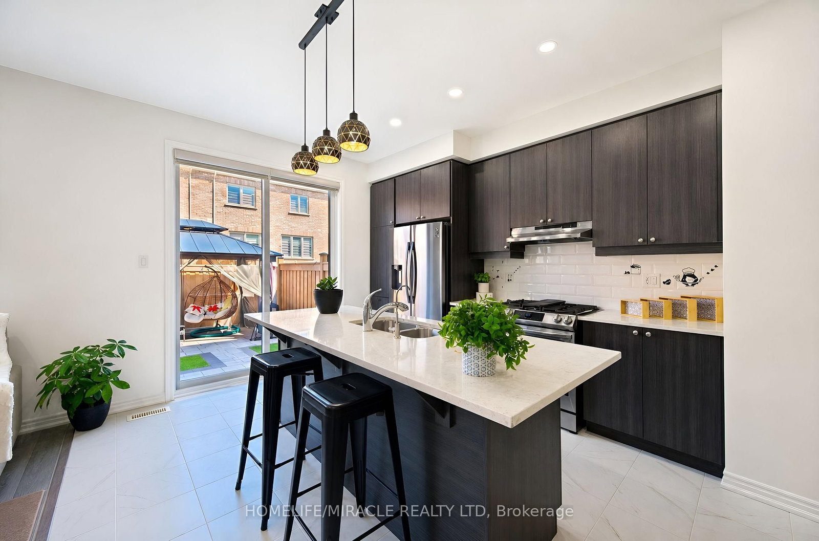 5 Sedgemoor Street • Whitby, ON photo 12