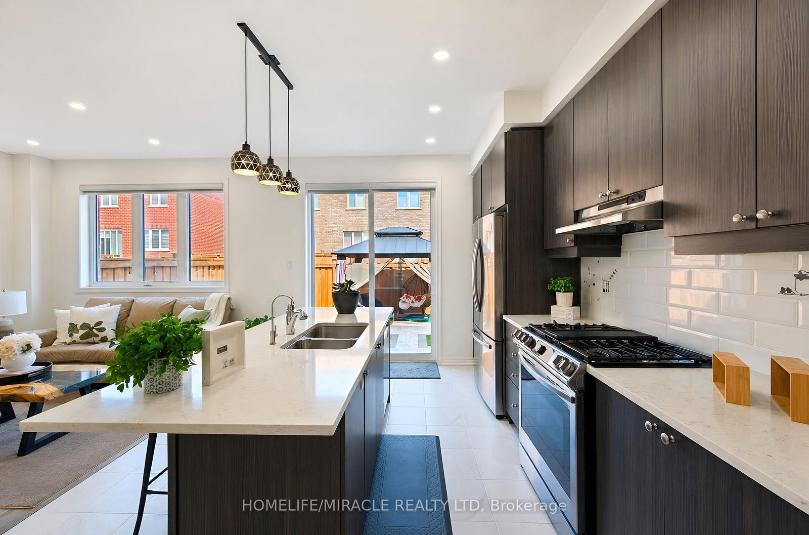5 Sedgemoor Street • Whitby, ON photo 15