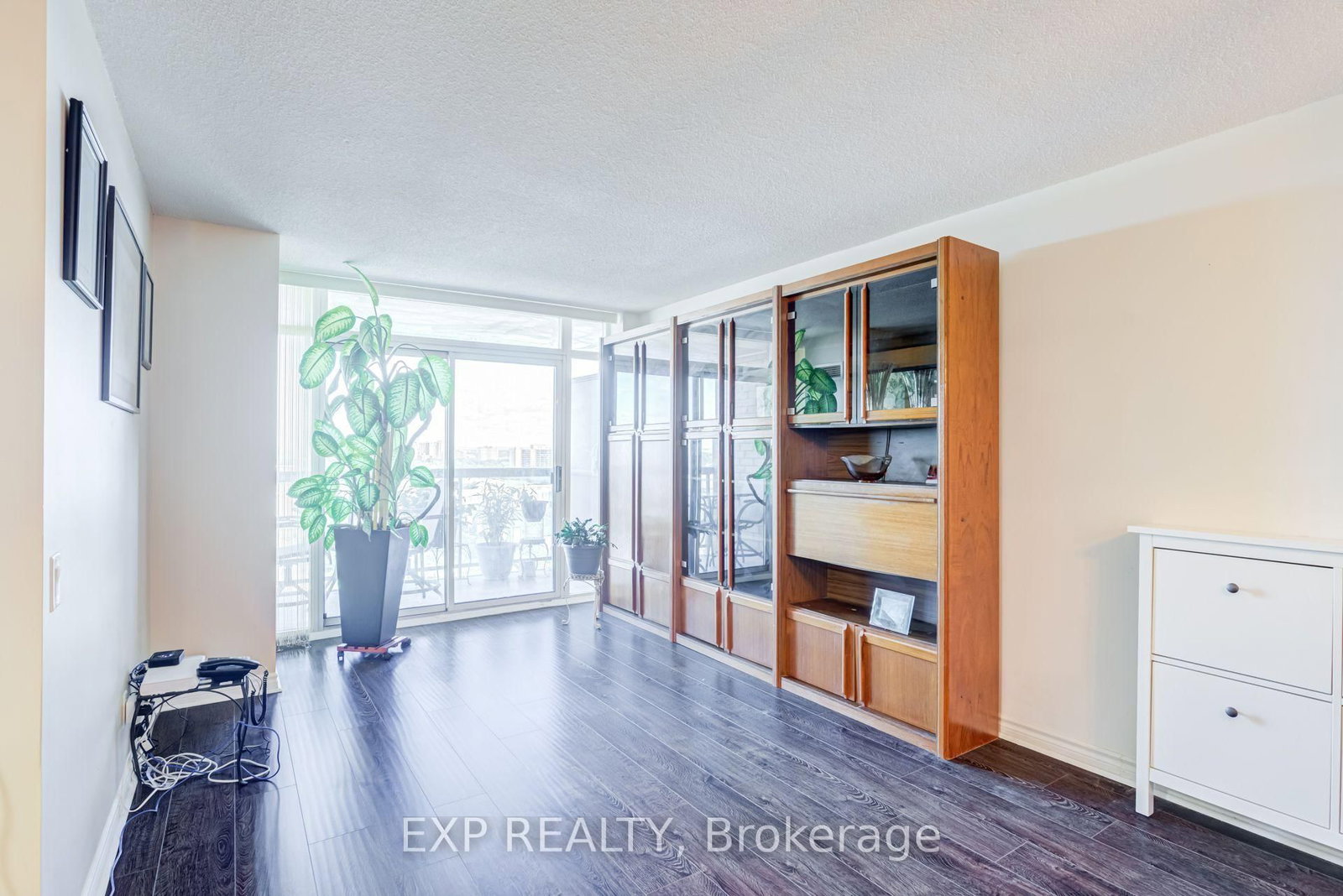 8 Mondeo Drive • #1409 • Toronto, ON photo 20