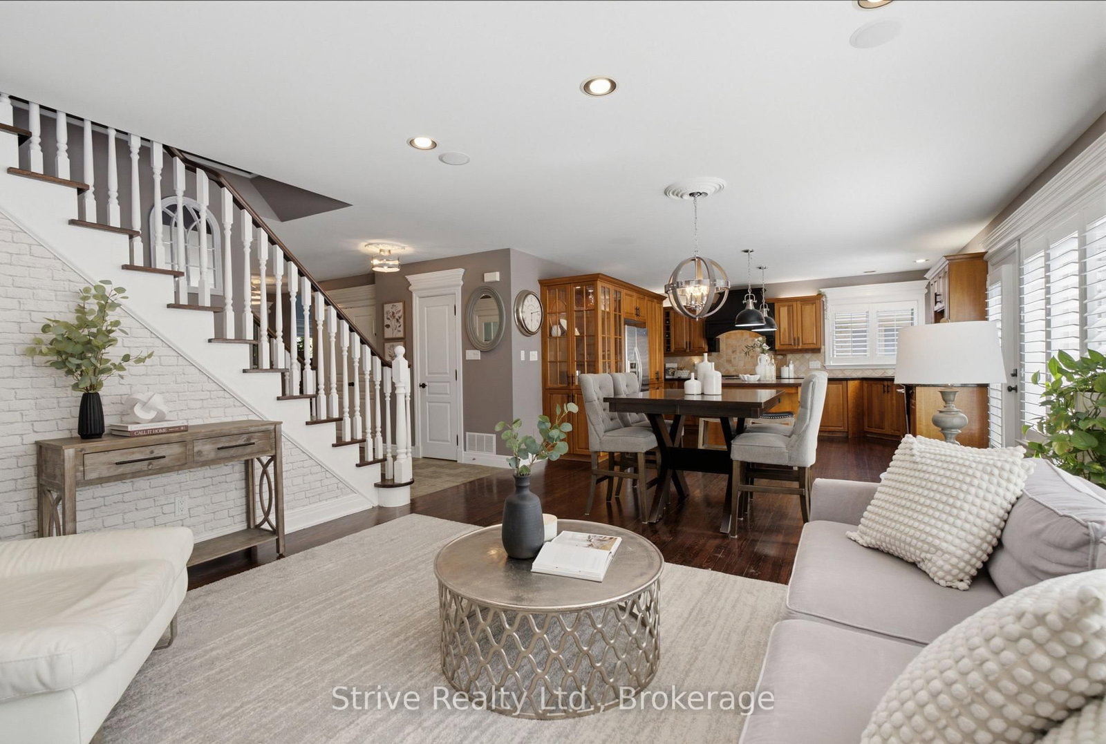 8 Rowland Court • Clarington, ON photo 18