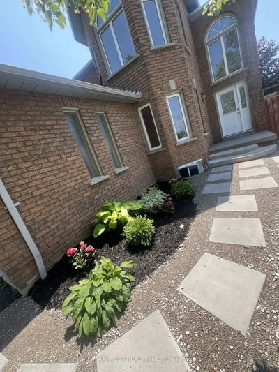 60 Furrow Drive • Whitby, ON photo 2
