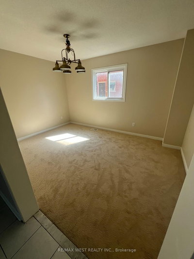 60 Furrow Drive • Whitby, ON photo 8