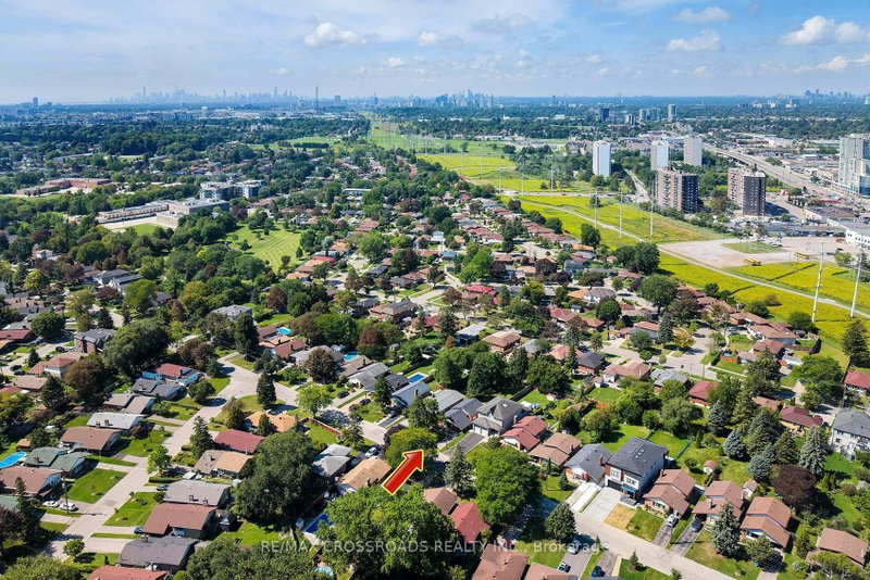 104 Haileybury Drive