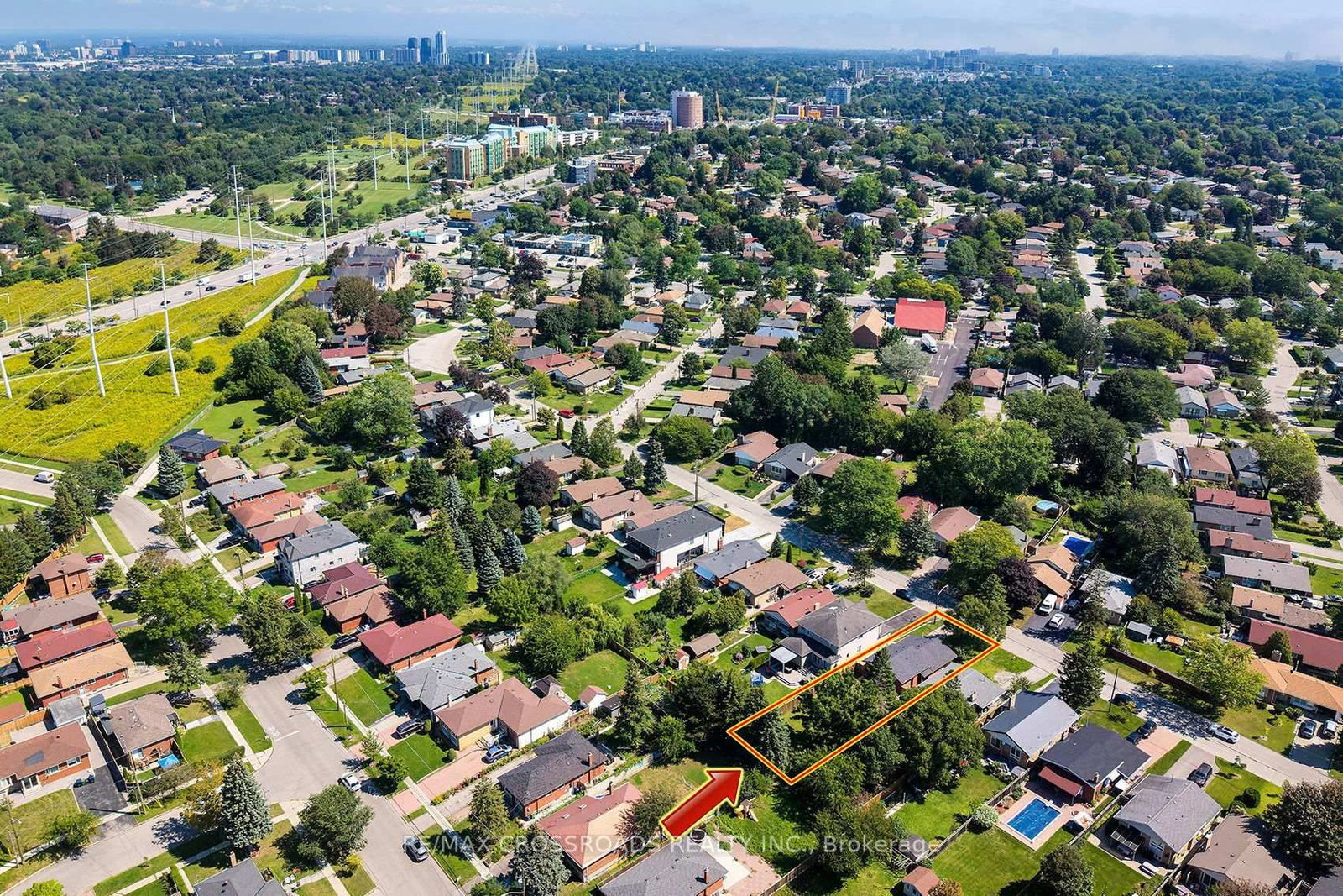 104 Haileybury Drive • Toronto, ON photo 29