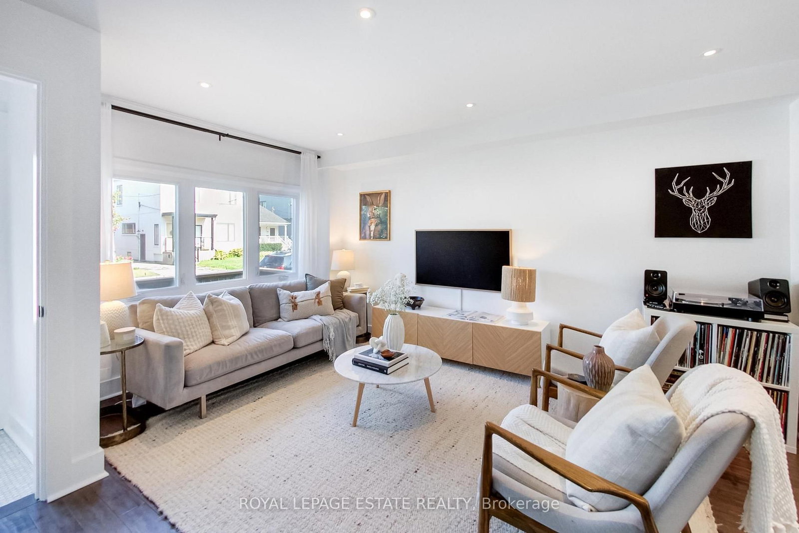 184 King Edward Avenue • Toronto, ON photo 6