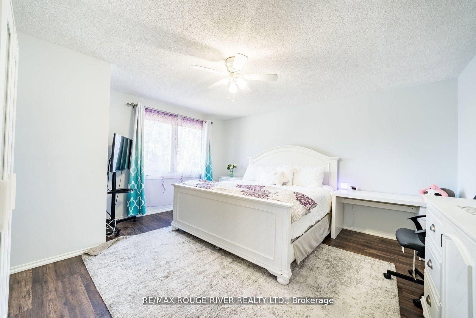 880 Castlegrove Avenue • Oshawa, ON photo 16