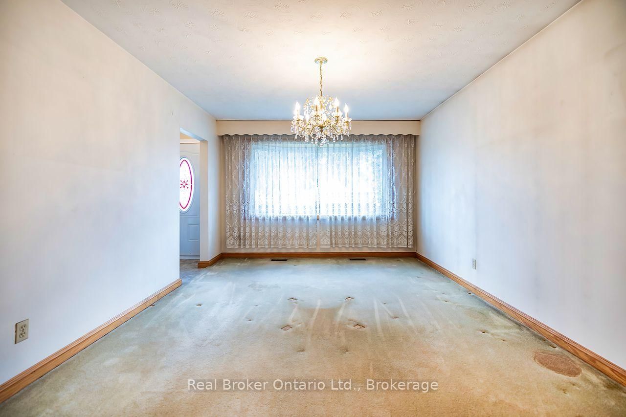 125 Baldwin Street • Oshawa, ON photo 11