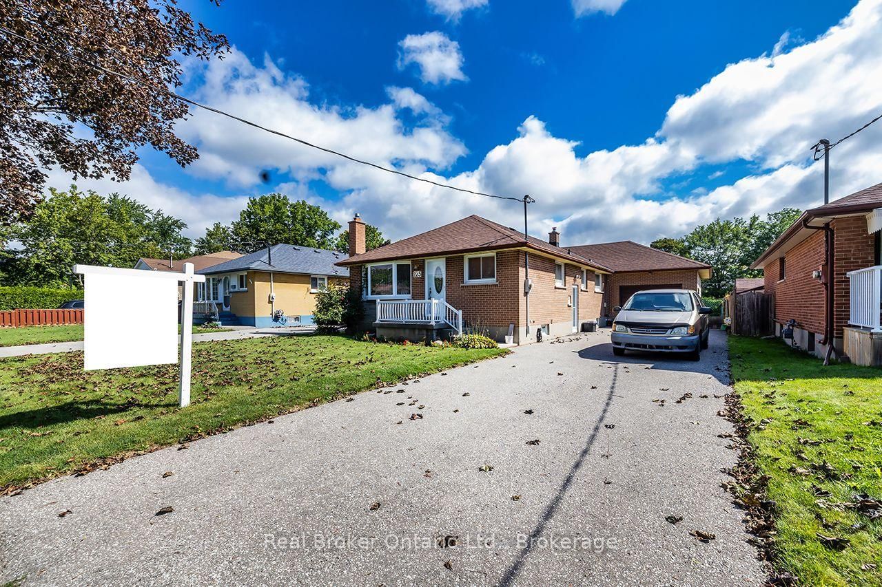 125 Baldwin Street • Oshawa, ON photo 42