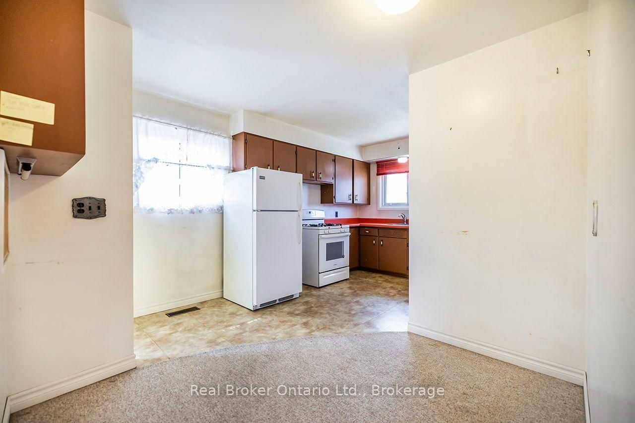 125 Baldwin Street • Oshawa, ON photo 7