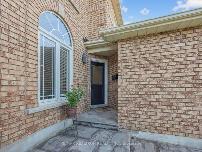 80 Oke Road • Clarington, ON photo 3