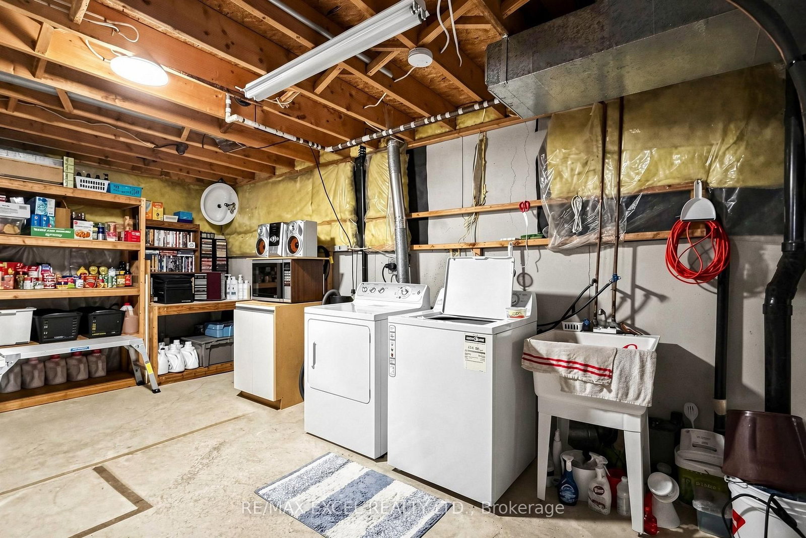 33 Wharton Square • Toronto, ON photo 44
