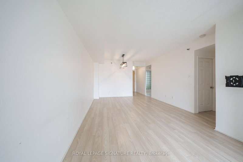 316 - 5800 Sheppard Avenue E