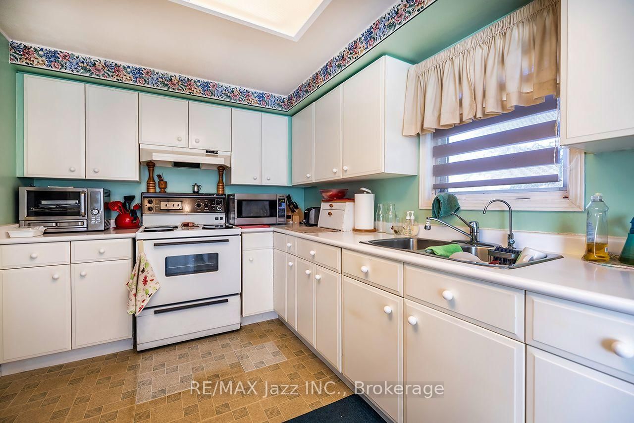 5 King Court • Clarington, ON photo 11