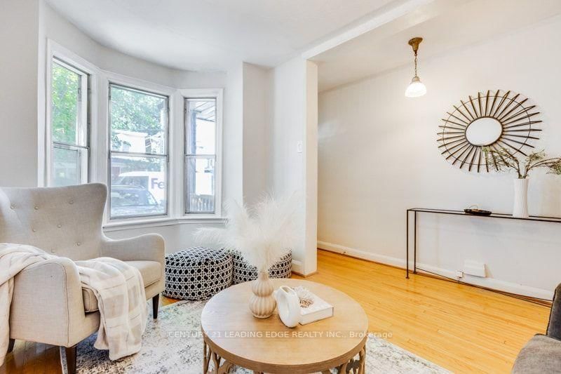 93 Muriel Avenue N • Toronto, ON photo 8