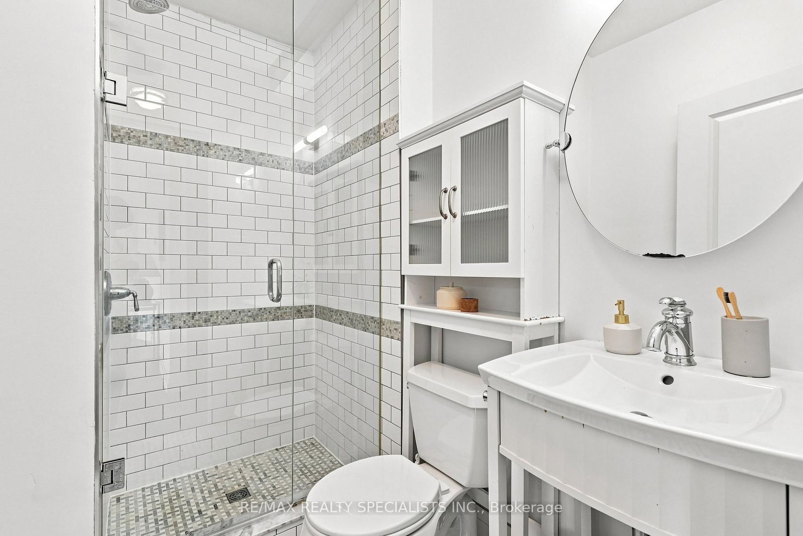 21 Mendel Avenue • Toronto, ON photo 34