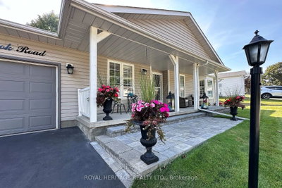 17 Littlebrook Road • Clarington, ON photo 3